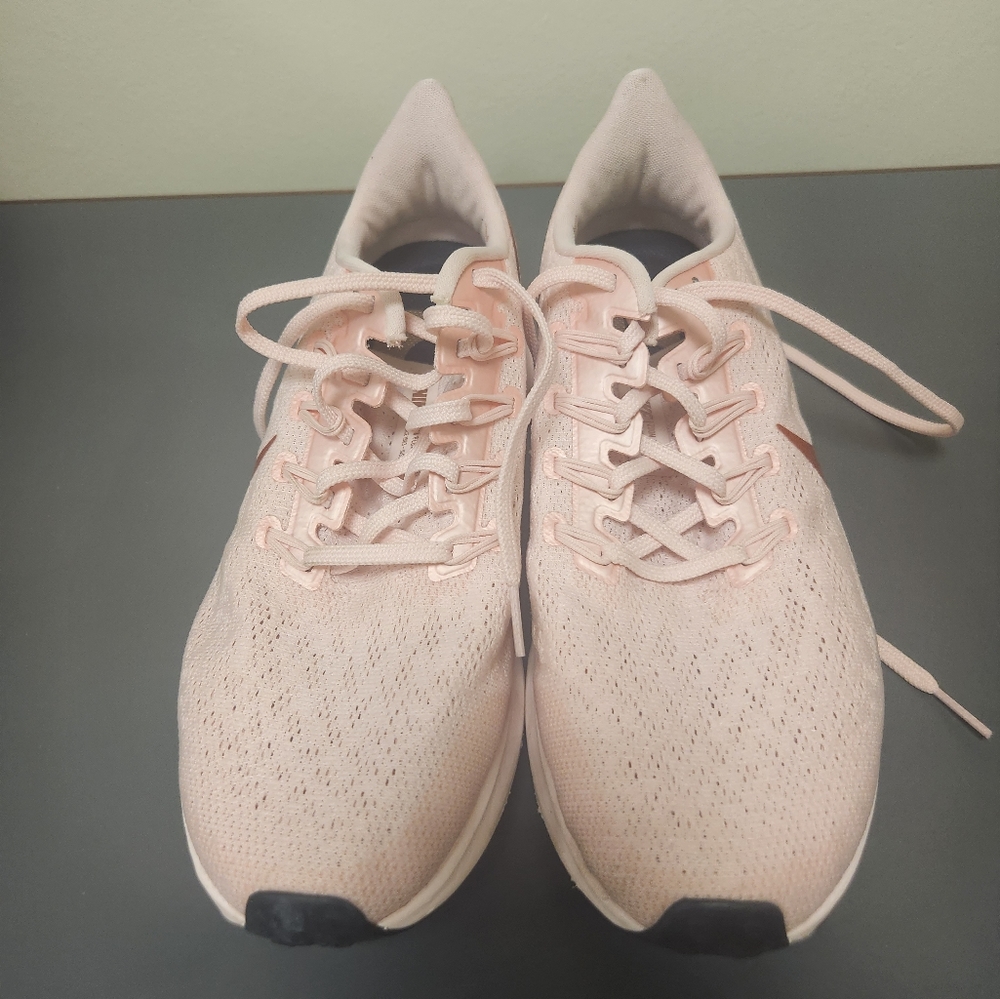 Nike Air Zoom Pegasus 36 CT1187-600 Women's Running Echo Pink sz  9.5
